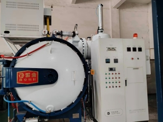 全自動化真空爐